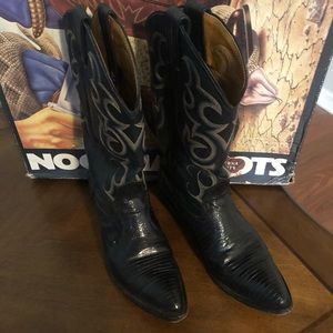 Nocona Woman’s Cowboy Boots